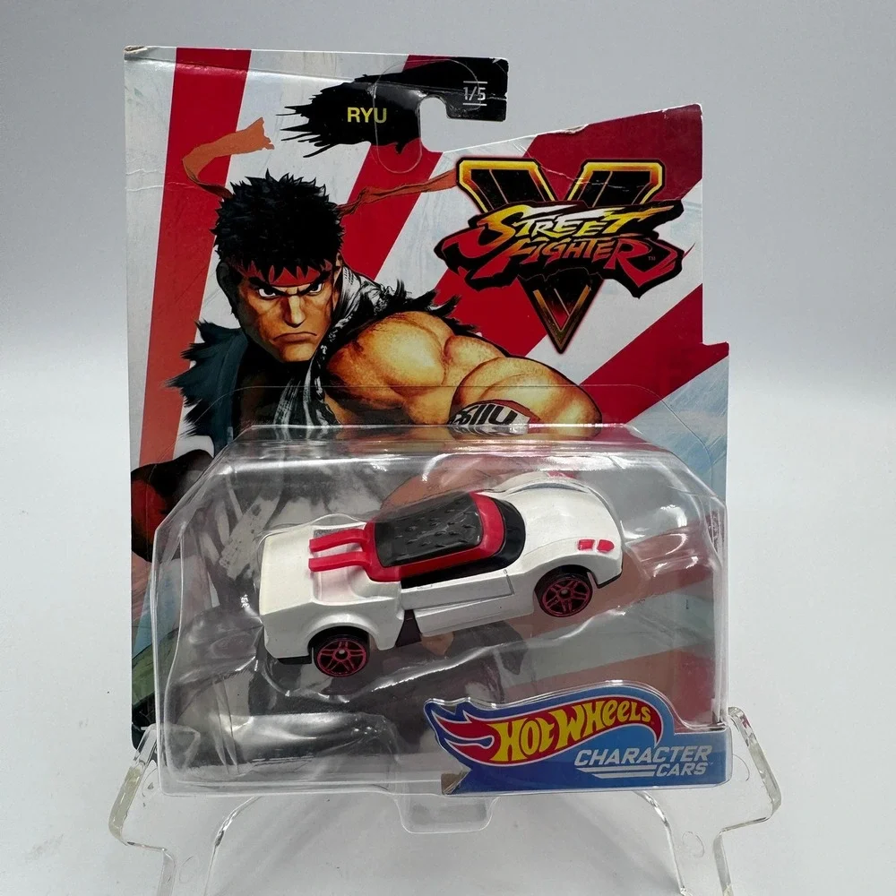 Hot Wheels Street Fighter V Ryu Character‎ Car 1/5 White Diecast GJJ30 2019 New